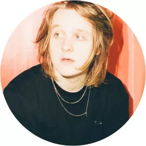 Lewis Capaldi photograph