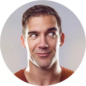 Lewis Howes - Internet celebrity