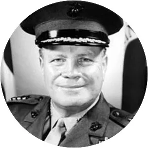 Lewis William Walt - General