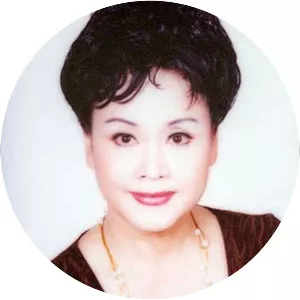 Li Guyi - Chinese singer