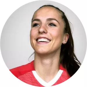 Lia Wälti - Swiss football player