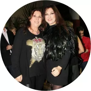 Liana Garbi - Singer