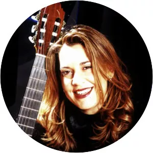 Liat Cohen - Guitarist