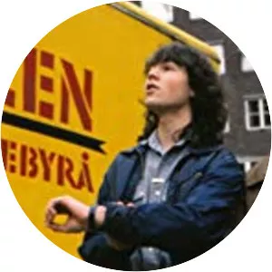 Lieselotte Holmene - Kristofer Hivju's mother