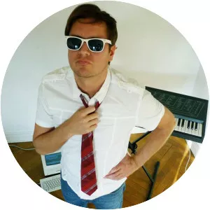 Lifelike - Musical artist