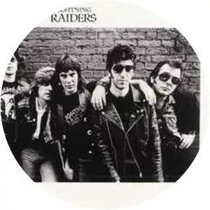 Lightning Raiders