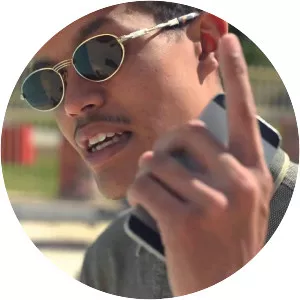 Lil Hawaii - Musical artist