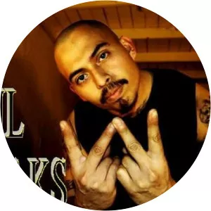 Lil Sneaks - Musical artist