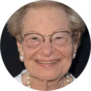 Lila Garrett - Television screenwriter