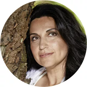 Lili Pirayesh - Wilfred Genee's wife