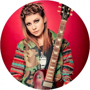 Lilian More - Musical artist