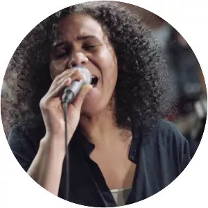 Lílian Vieira - Singer