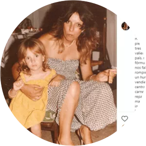 Liliana Tuja - Juliana Oxenford's mother