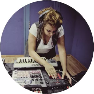 Liliane Chlela - Musical artist