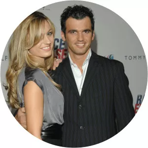 Lina Dovolani - Tony Dovolani's wife