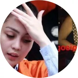 Linda Caroline - Jennifer Dunn's mother