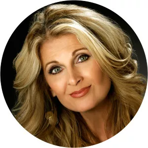 Linda Davis