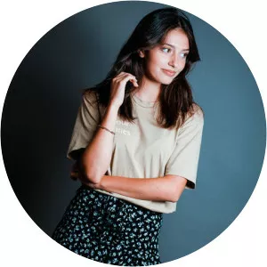 Linda Schablowski - Actress