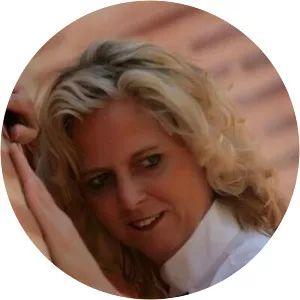 Linda van Kooten - Kasper van Kooten's ex-wife