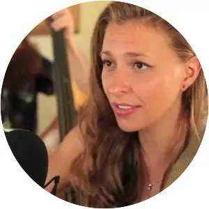 Lindsay Lou & The Flatbellys - Musical group