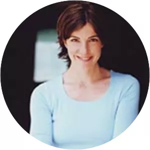 Lindsey Connell