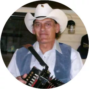 Link Davis, Jr. - Musical artist