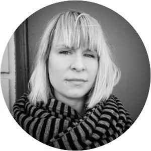 Linnea Dunne photograph