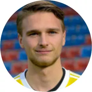 Lino-Niklas Volkmer - Football player