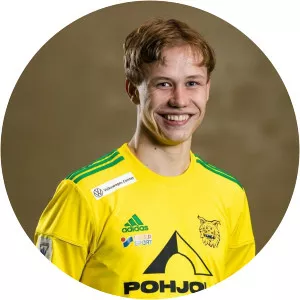 Linus Rönnberg - Football player