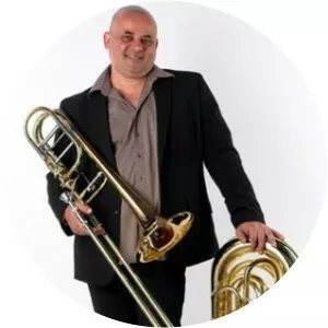 Lionel Segui - Musician