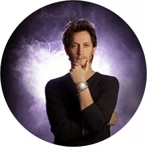 Lior Suchard