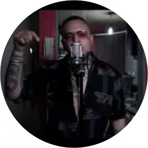 Lirika Inverza - Musician