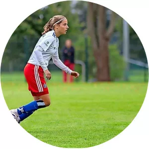 Lisa Gora - Football player