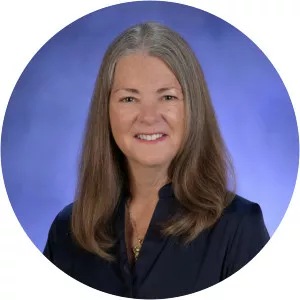 Lisa M. Hendey photograph