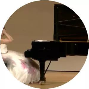 Lisa NakazonoWęgłowska