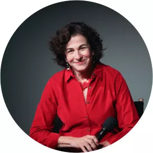 Lisa Schwarzbaum - American film critic