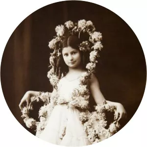 Livia Szmuk photograph