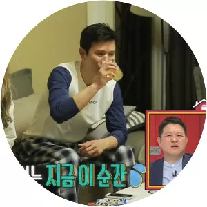 Living Together in Empty Room