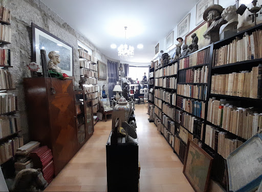 LIVRARIA MANUEL SANTOS - Rare book store in Porto, Portugal