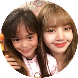 Liyah Engtrakul photograph