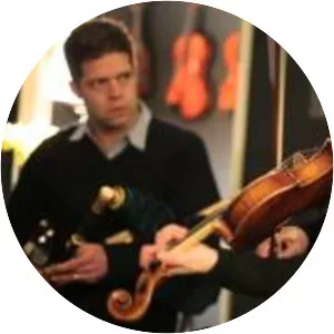 Liz Knowles - Musical artist