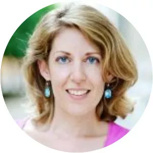 Lizzie Harwood - Author