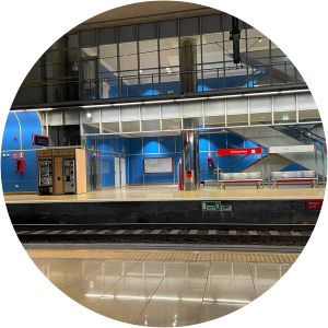 Llamaquique railway station