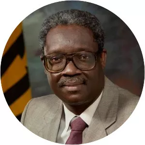 Lloyd Erskine Sandiford