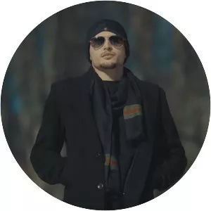 Lluni - Musical artist