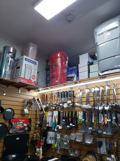 Loceria Chang S.A.C. - Home goods store in the Surquillo, Peru