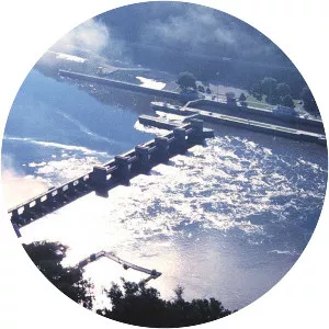 Lock and Dam No. 9 - 