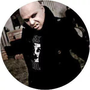 Lola Angst - Musical group