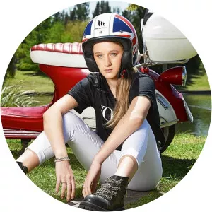 Lola Drago - Hernán Drago's son