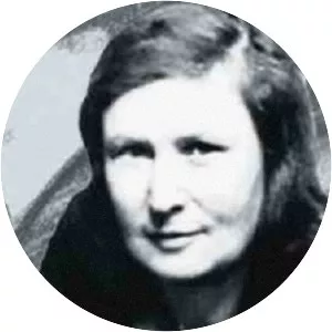 Lola Kosáryné Réz